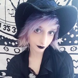 Meet your Posher, Shelby